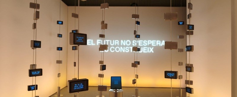 Tecnologia [in]visible: un viatge de vint anys per entendre el món que ve