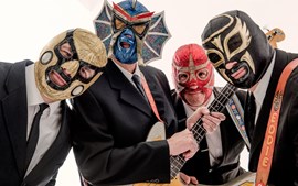 CURTCIRCUIT: LOS STRAITJACKETS + ARTISTA CONVIDAT