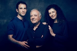 MORT D'UN COMEDIANT. De Guillem Clua amb Jordi Bosch, Mercè Pons i Francesc Marginet