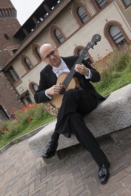 MARCO BATTAGLIA (Itàlia) Les sis cordes a l'Ópera