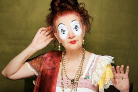 Pepa Plana - Circ teatral per a adults