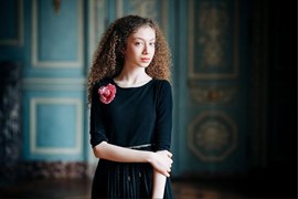 Arielle Beck, piano
