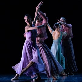 Factoria de Dansa de LaFact Dancing Beethoven