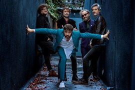 TOREROS MUERTOS + LA CABRA MECÁNICA