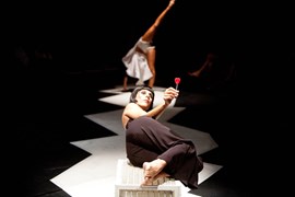 DANSA METROPOLITANA: LULÚ, PRIMERA NIT