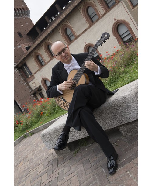 MARCO BATTAGLIA (Itàlia) Les sis cordes a l'Ópera
