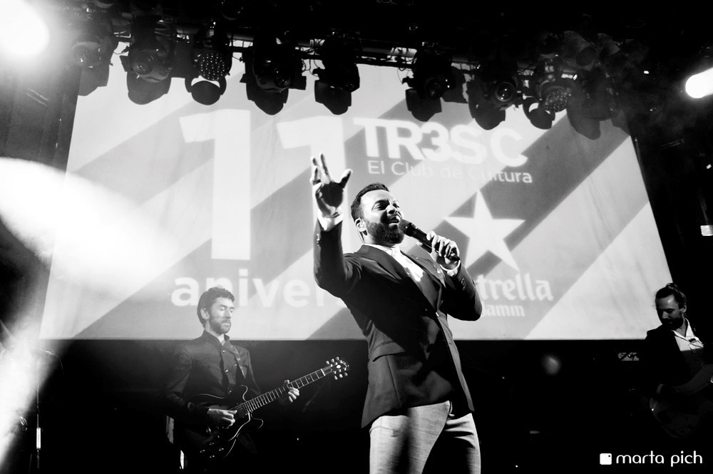 Concert amb Myles Sanko Concert amb Myles Sanko