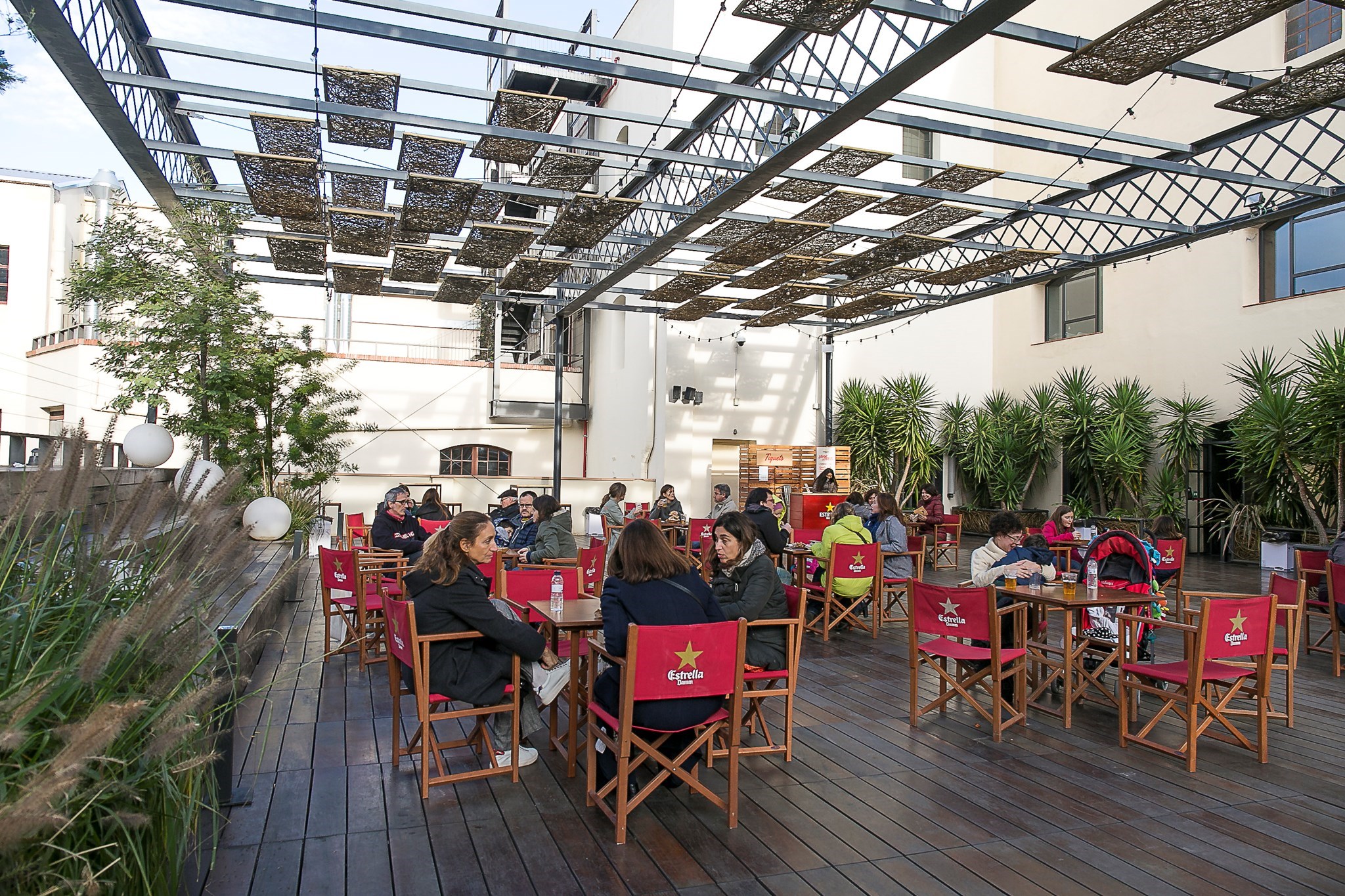 Terrassa de la Sala de Bàscules · Pompeu Fabra 