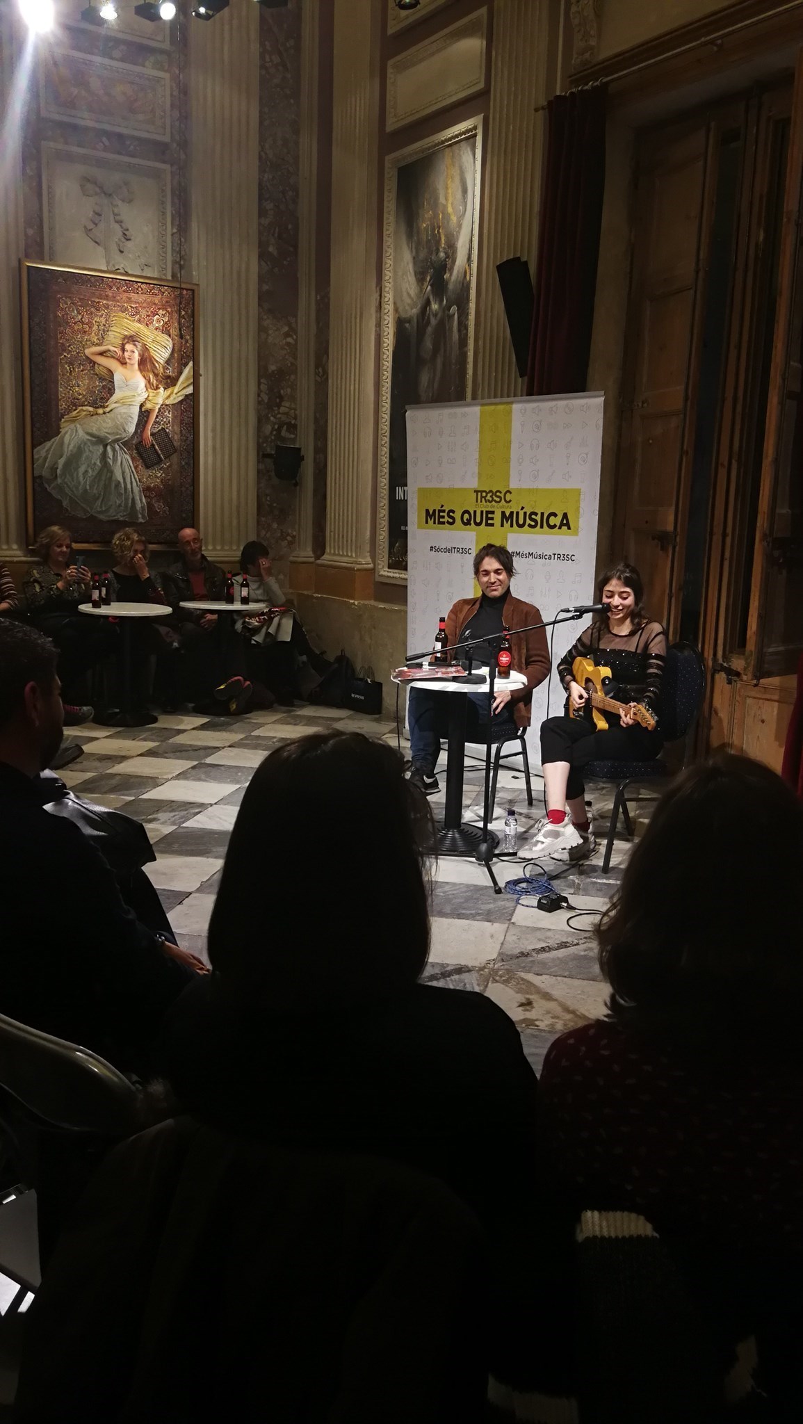 #MésQueMúsica amb Pavvla #MésQueMúsica amb Pavvla