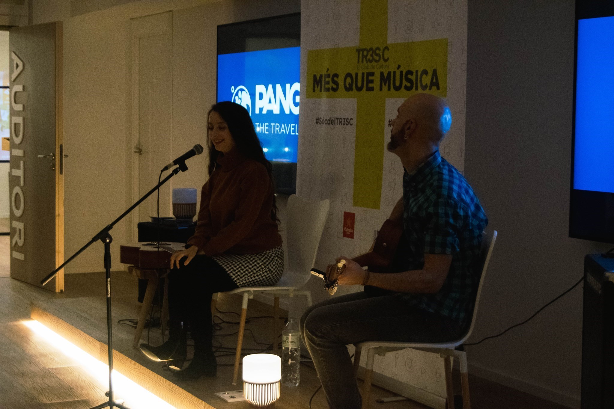 #MésQueMúsica amb Chloe Phillips #MésQueMúsica amb Chloe Phillips