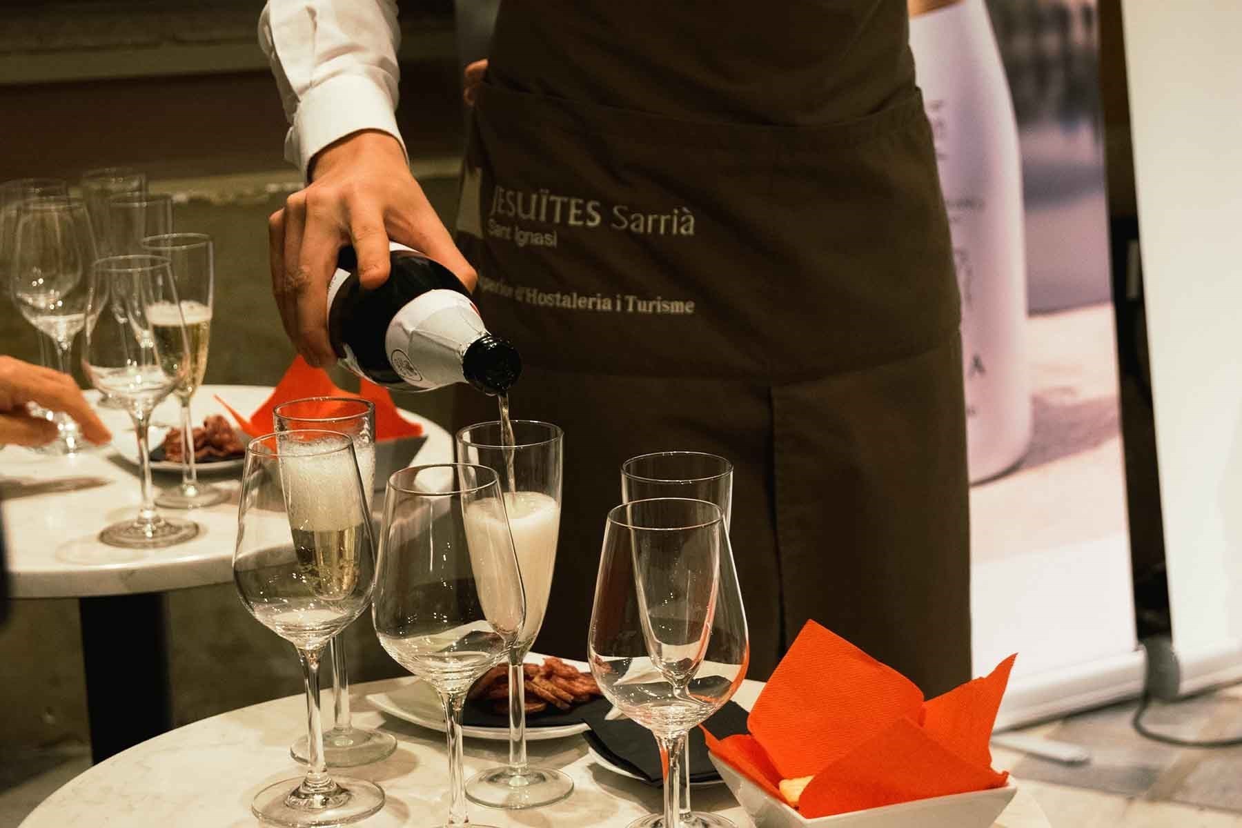 #VisàVisTR3SC amb Lídia Heredia, Codorniu i embotits de la Cooperativa Plana de Vic #VisàVisTR3SC amb Lídia Heredia, Codorniu i embotits de la Cooperativa Plana de Vic