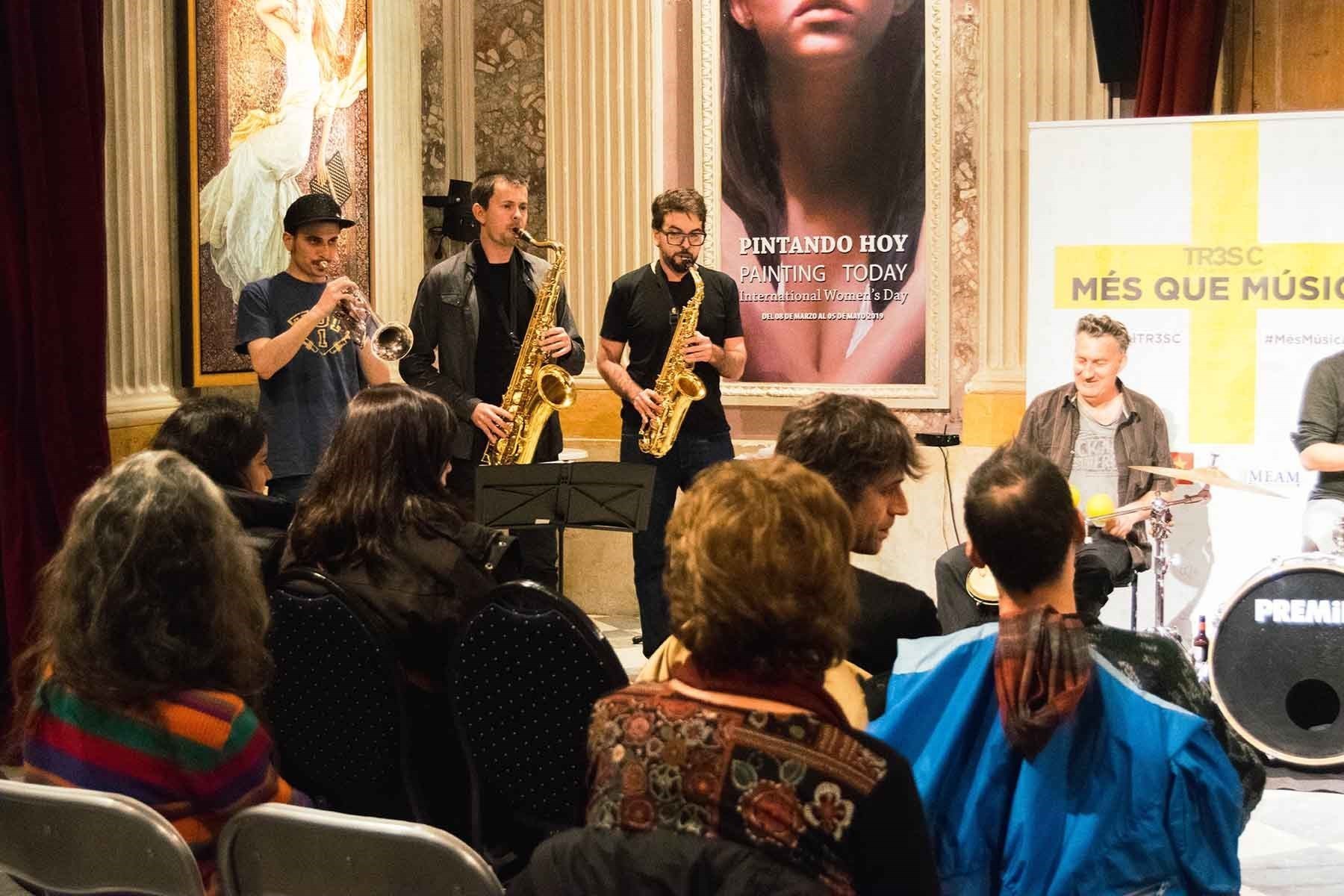 #MésQueMúsica amb Mampön #MésQueMúsica amb Mampön