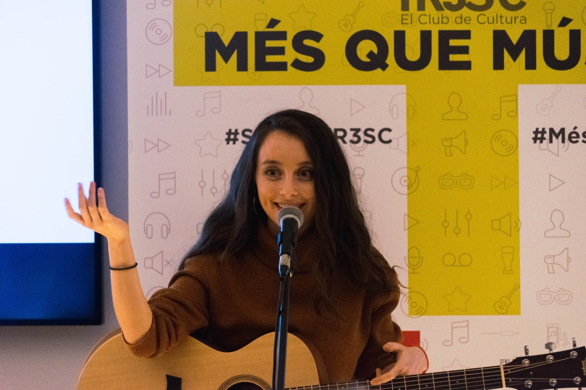 #MésQueMúsica amb Chloe Phillips #MésQueMúsica amb Chloe Phillips