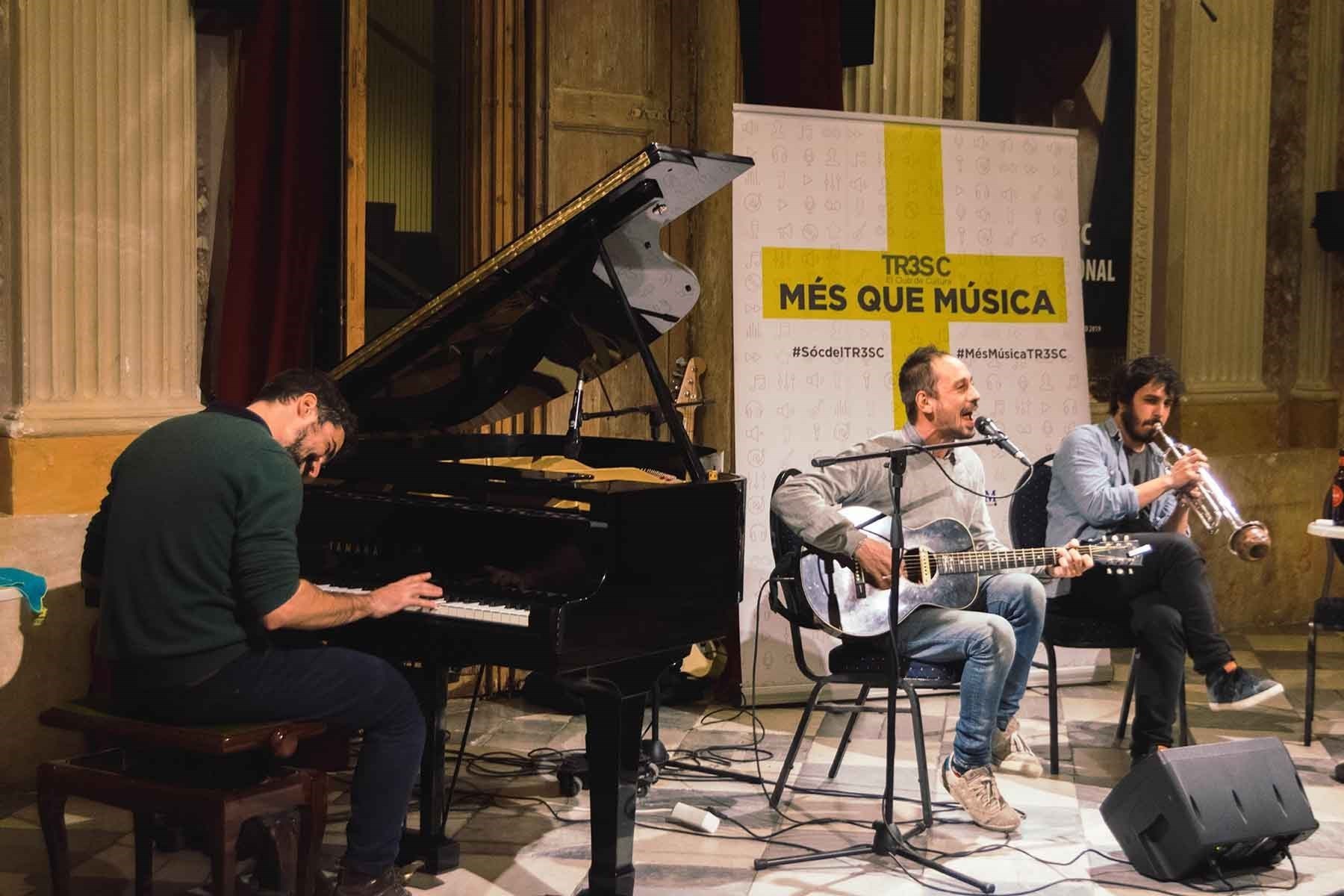 #MésQueMúsica amb Falciots Ninja #MésQueMúsica amb Falciots Ninja