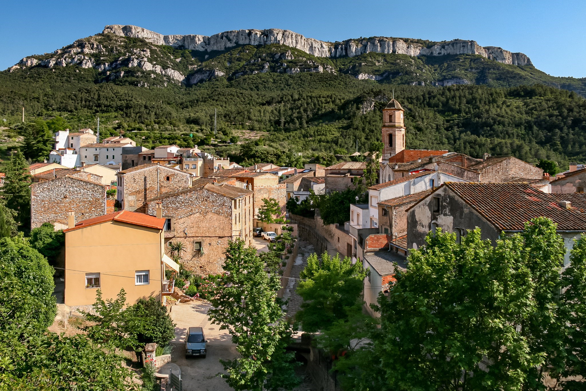  24 de juny · La Torre de Fontaubella · Miliu Calabuch - Una passejada per la Rumba Catalana 