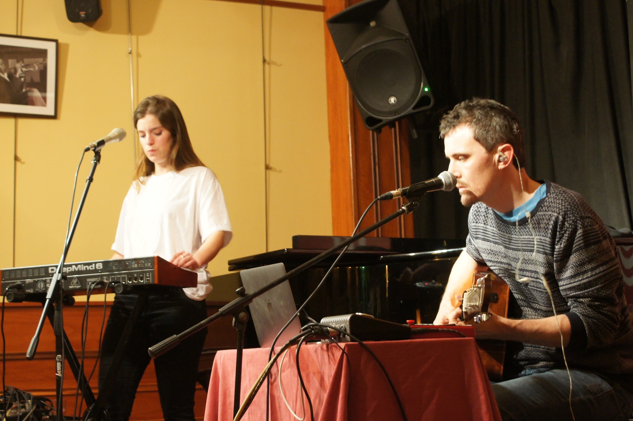   Magalí Sare i Pau Brugada als +QueMúsica