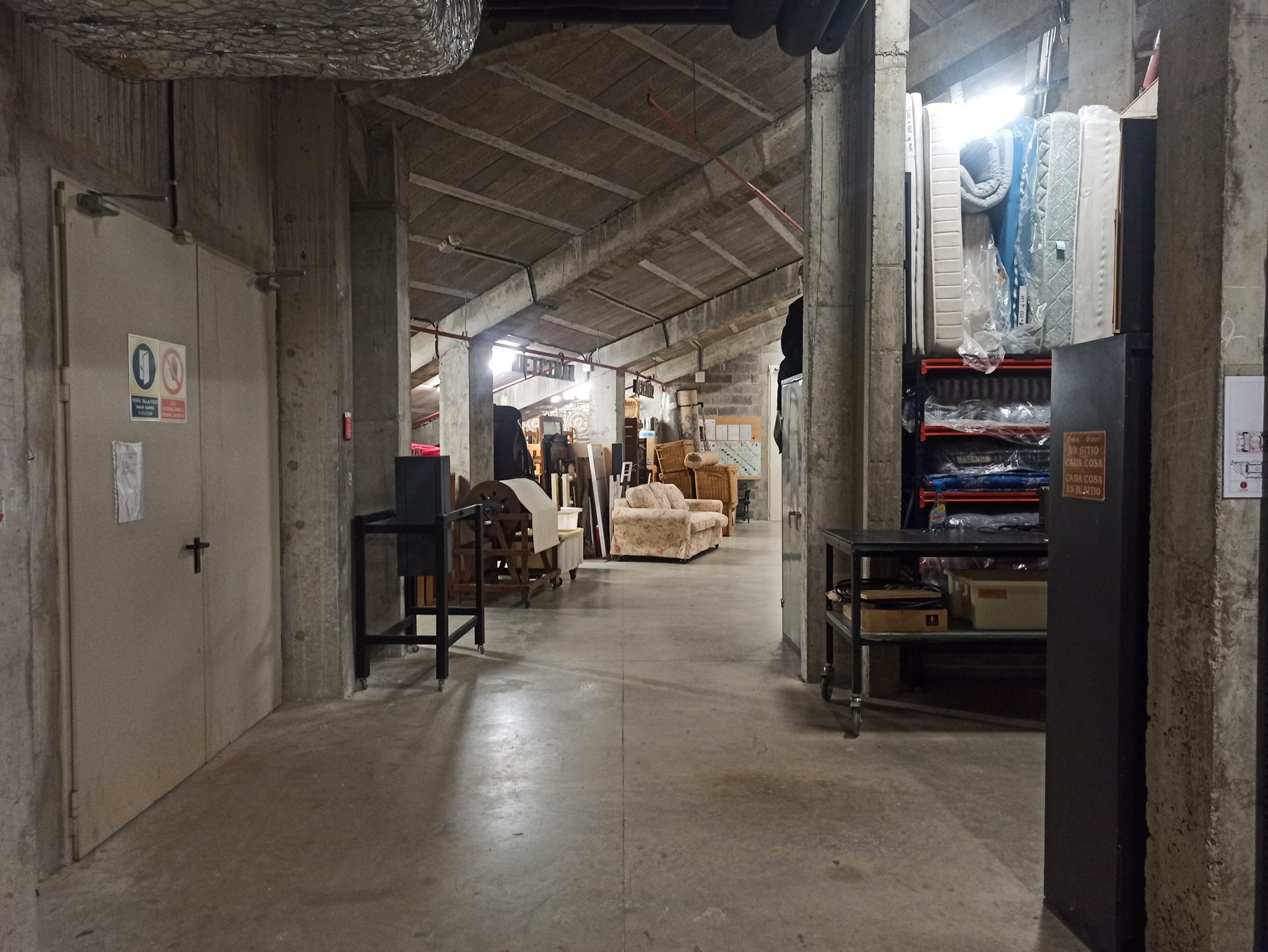 Interior dels magatzems del TNC · Gabriel Vázquez