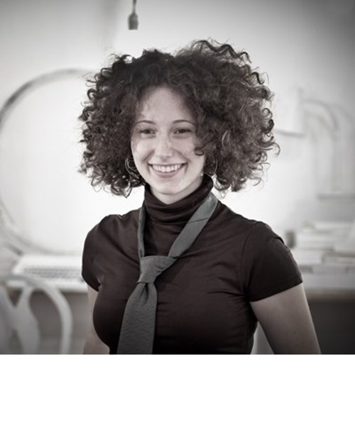 Paula Valls. Blach and white
